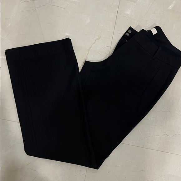 Elegant Black Women's Pants - Picture 3 of 6